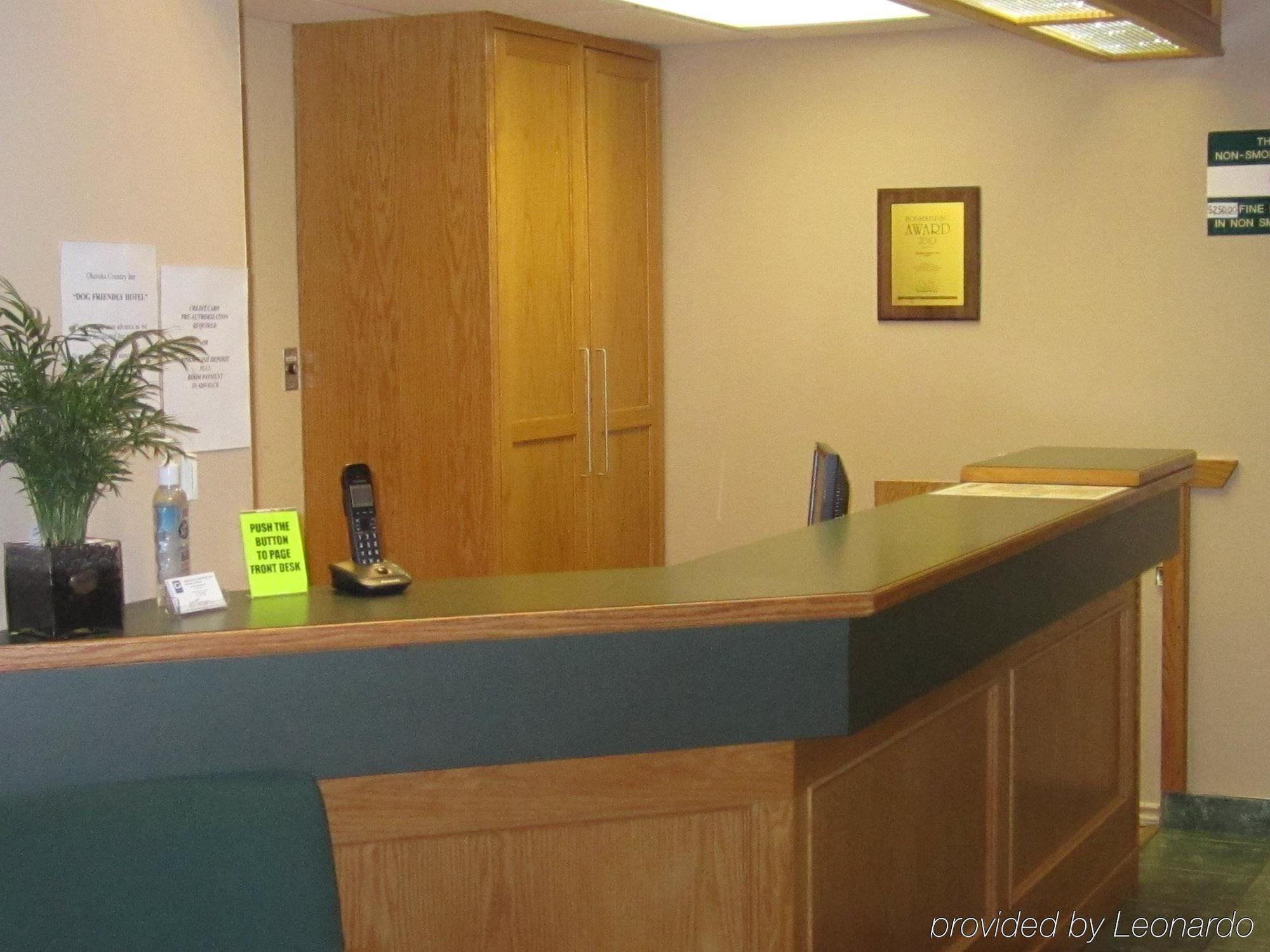Econo Lodge Okotoks Intérieur photo