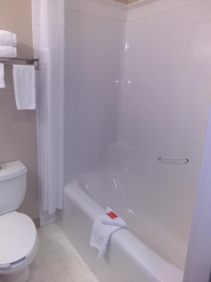 Econo Lodge Okotoks Extérieur photo